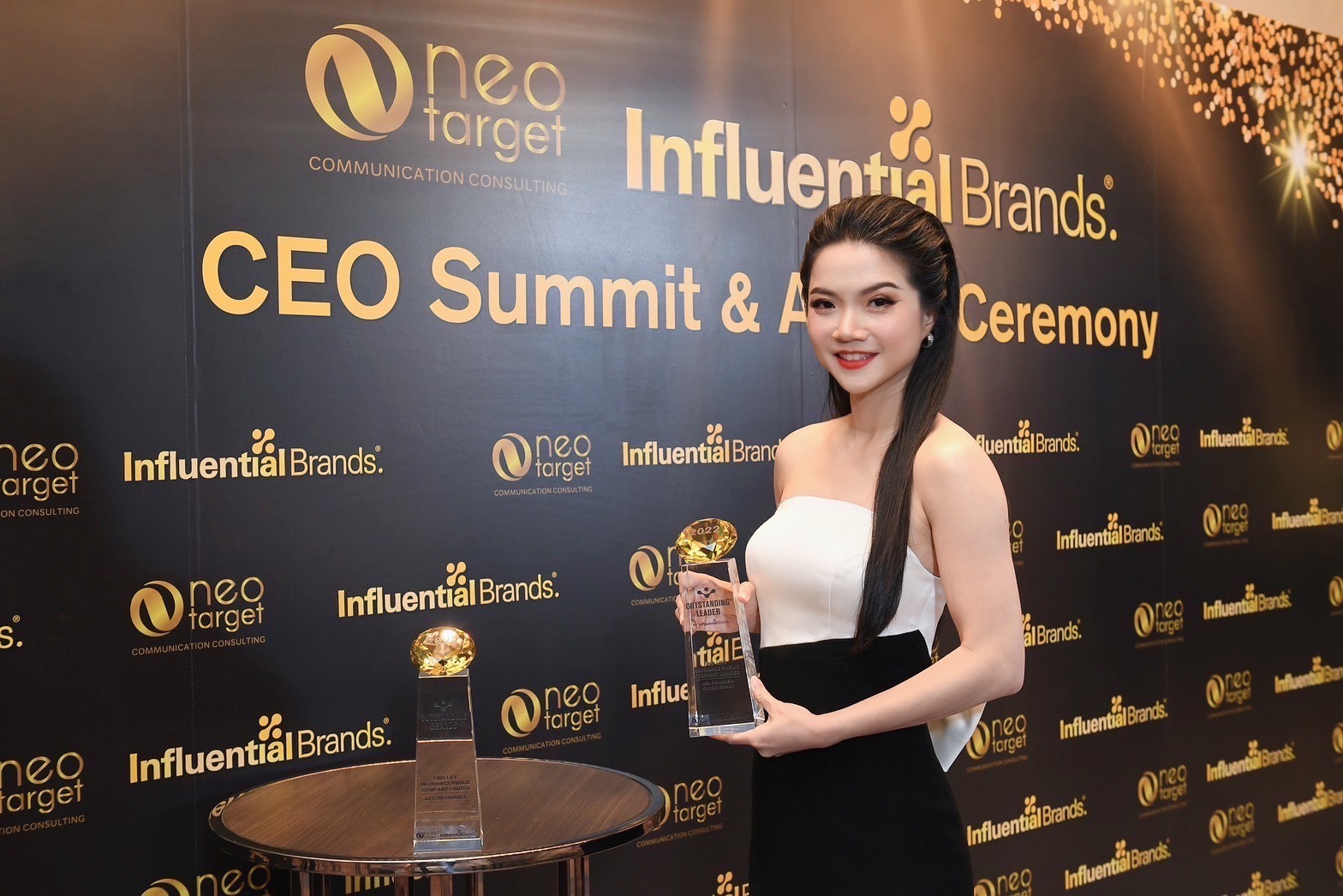 FWD ประกันชีวิต รับรางวัลสุดยอดแบรนด์ชั้นนำแห่งเอเชีย 2 ปีซ้อน จากอินฟลูเอ็นเชี่ยล แบรนด์ ประเทศสิงคโปร์