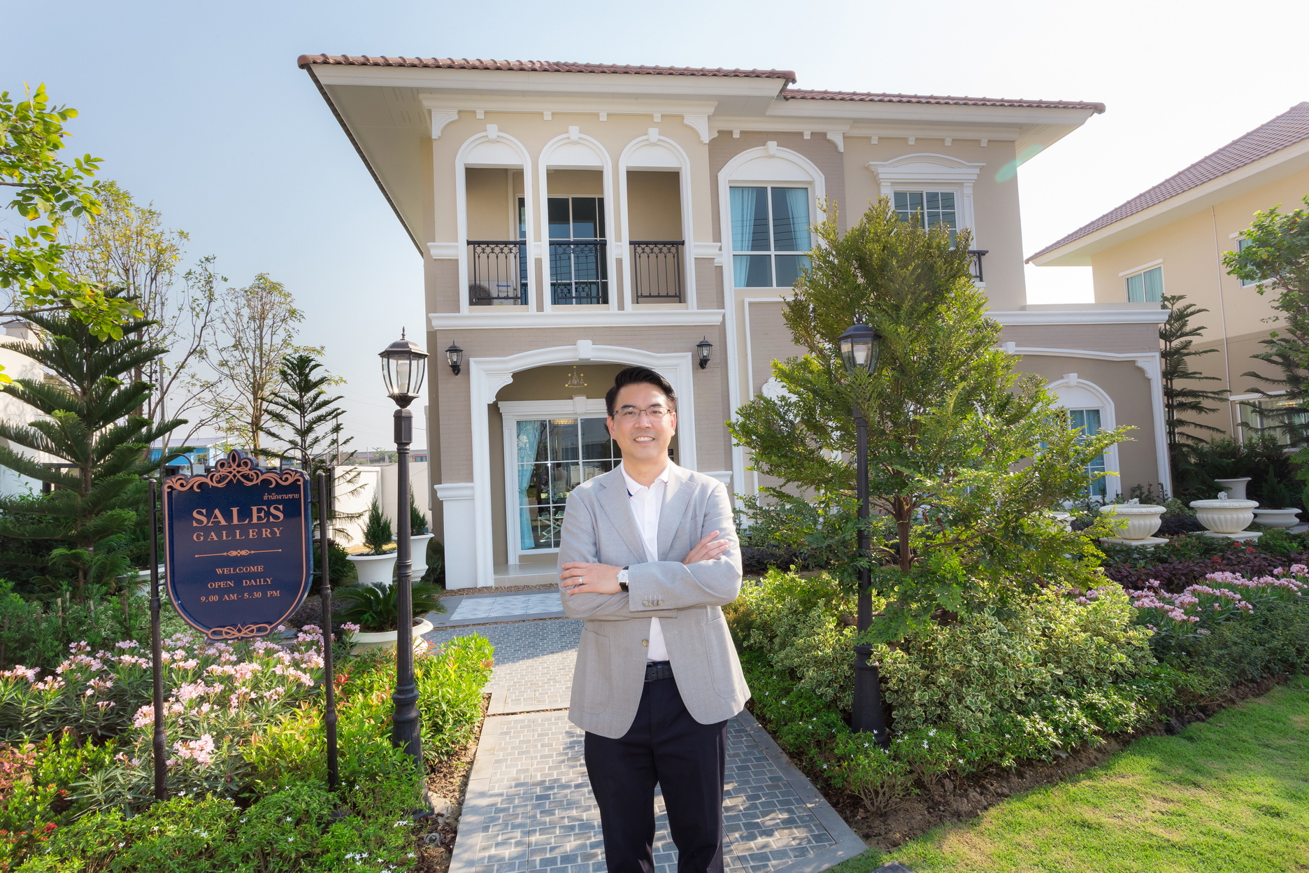 ลลิล พร็อพเพอร์ตี้ ปลื้มกระแสตอบรับบ้านระดับพรีเมียม “บ้านลลิล The Prestige”ตอบโจทย์ด้วยงานออกแบบ French Colonial Style หรูหราอย่างมีระดับเสริมความสะดวกสบายในการอยู่อาศัยด้วยนวัตกรรม ECO Tech