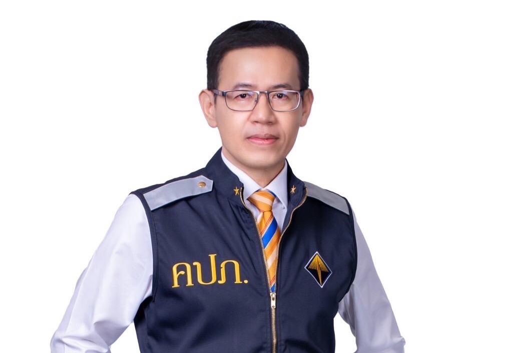 คปภ.ลงพื้นที่ทันทีให้ความช่วยเหลือด้านประกันภัย กรณีถังดับเพลิงระเบิดขณะทำการสาธิตดับไฟ : เผยโรงเรียนราชวินิตมัธยมมีประกันภัยพร้อมเยียวยาค่าสินไหมทดแทนนักเรียนที่เสียชีวิตและบาดเจ็บทันที