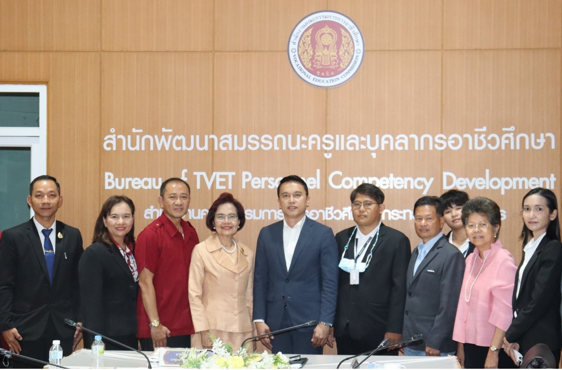 “สมาคมธุรกิจรับสร้างบ้าน” จับมือภาครัฐและเอกชนร่วมประชุมอ.กรอ.อศ. เพื่อผลิตและพัฒนากำลังคนกลุ่มอาชีพอุตสาหกรรมก่อสร้าง ครั้งที่ 1
