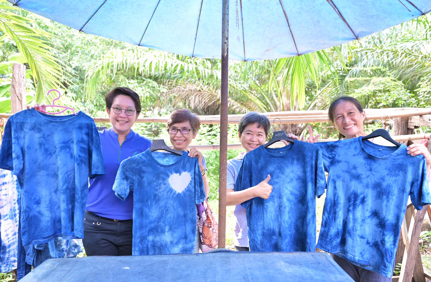 SME D Bank เติมทุนคู่พัฒนา หนุน ‘เอสเอ็มอีสกลนคร’ โชว์เสน่ห์คราฟต์ ยกระดับภูมิปัญญาท้องถิ่น สร้าง Soft Power เดินหน้า ศก.ท่องเที่ยวเติบโต
