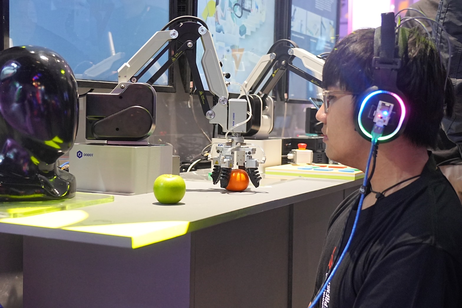 เอสซีจี ยกทัพนวัตกรรม-ดิจิทัลเทคโนโลยี ฝีมือคนไทย ตอบโจทย์ชีวิตยุคใหม่ “สะดวก-ปลอดภัย-รู้ใจคนทุกGen”