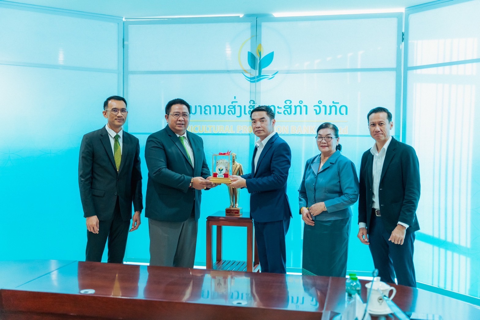 ธ.ก.ส. ร่วมแลกเปลี่ยนความคิดเห็นร่วมกับธนาคารส่งเสริมกสิกรรม จำกัด