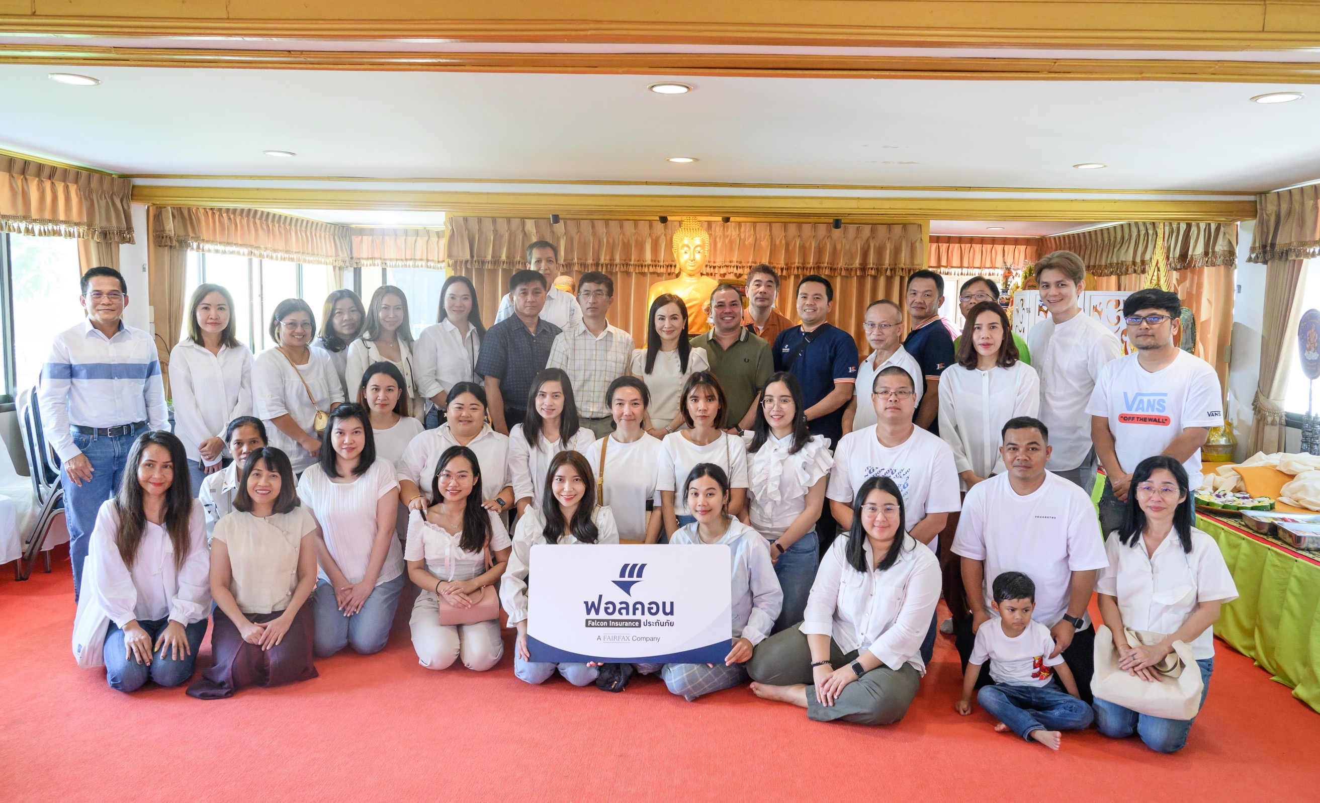ฟอลคอนประกันภัยร่วมสืบสานทำนุบำรุงพระพุทธศาสนา ทำบุญทอดกฐินสามัคคีประจำปี 2566 ณ วัดบางกระเจ้านอก จ.สมุทรปราการ