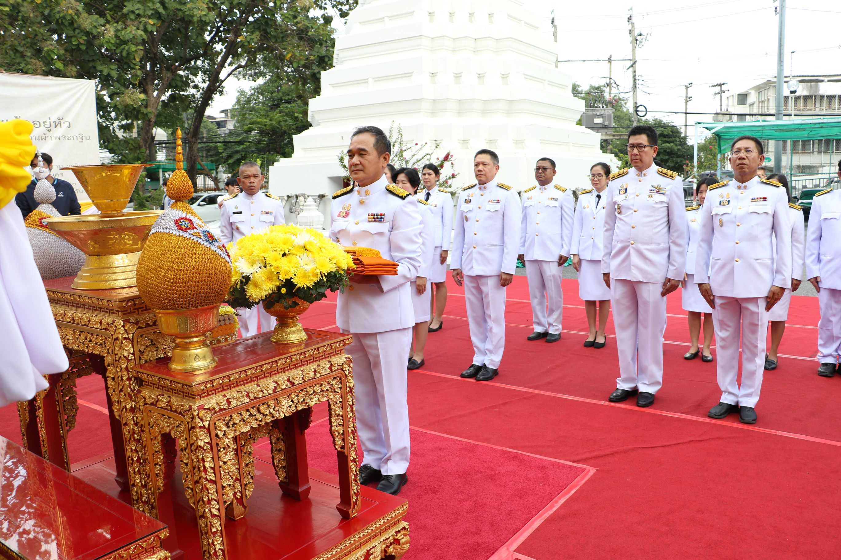 ธพว. ร่วมพิธีถวายผ้าพระกฐินพระราชทานกระทรวงการคลัง ประจำปี 2566