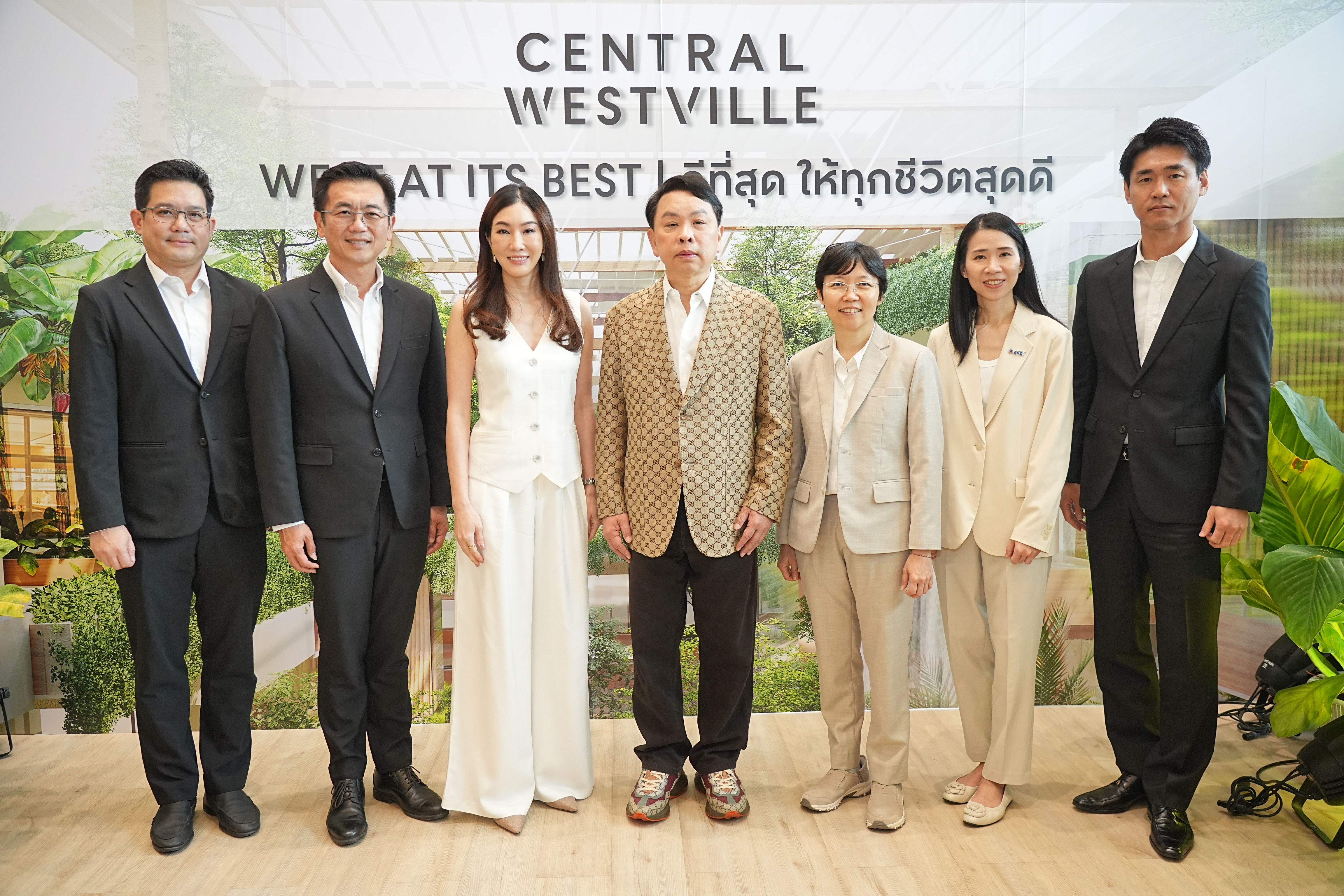 พบกับ Low Carbon Shopping Mall แห่งแรกในเครือ CPN ที่ Central Westville ผลลัพธ์จากการต่อยอดความร่วมมือระหว่างเอสซีจีและเซ็นทรัลพัฒนา