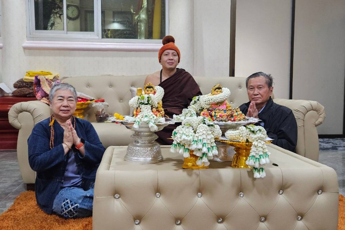 วิริยะประกันภัย ถวายเงินสมทบทุนการศึกษานักเรียนในเขตภาคเหนือเนื่องในโอกาสฉลองอายุวัฒนมงคล 43 ปี ครูบาอริยชาติ อริยจิตฺโต