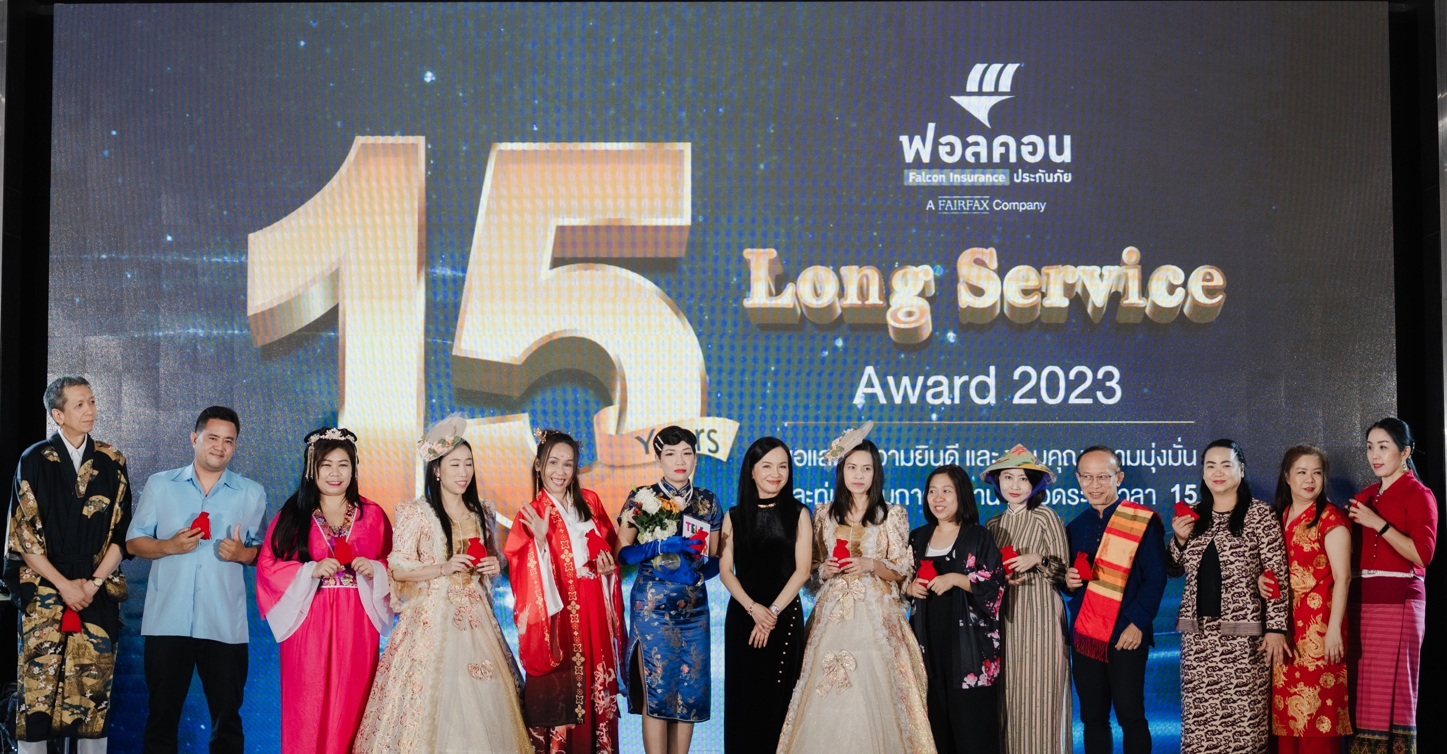 ฟอลคอนประกันภัย จัดงานปีใหม่ “Happy New Year 2024, Fair & Friendly Staff Party” ภายใต้ธีม “International Costumes” เพื่อต้อนรับการเข้าร่วมเป็นบริษัทในกลุ่ม Fairfax ซึ่งดำเนินกิจการอยู่ในกว่า 50 ประเทศทั่วโลก
