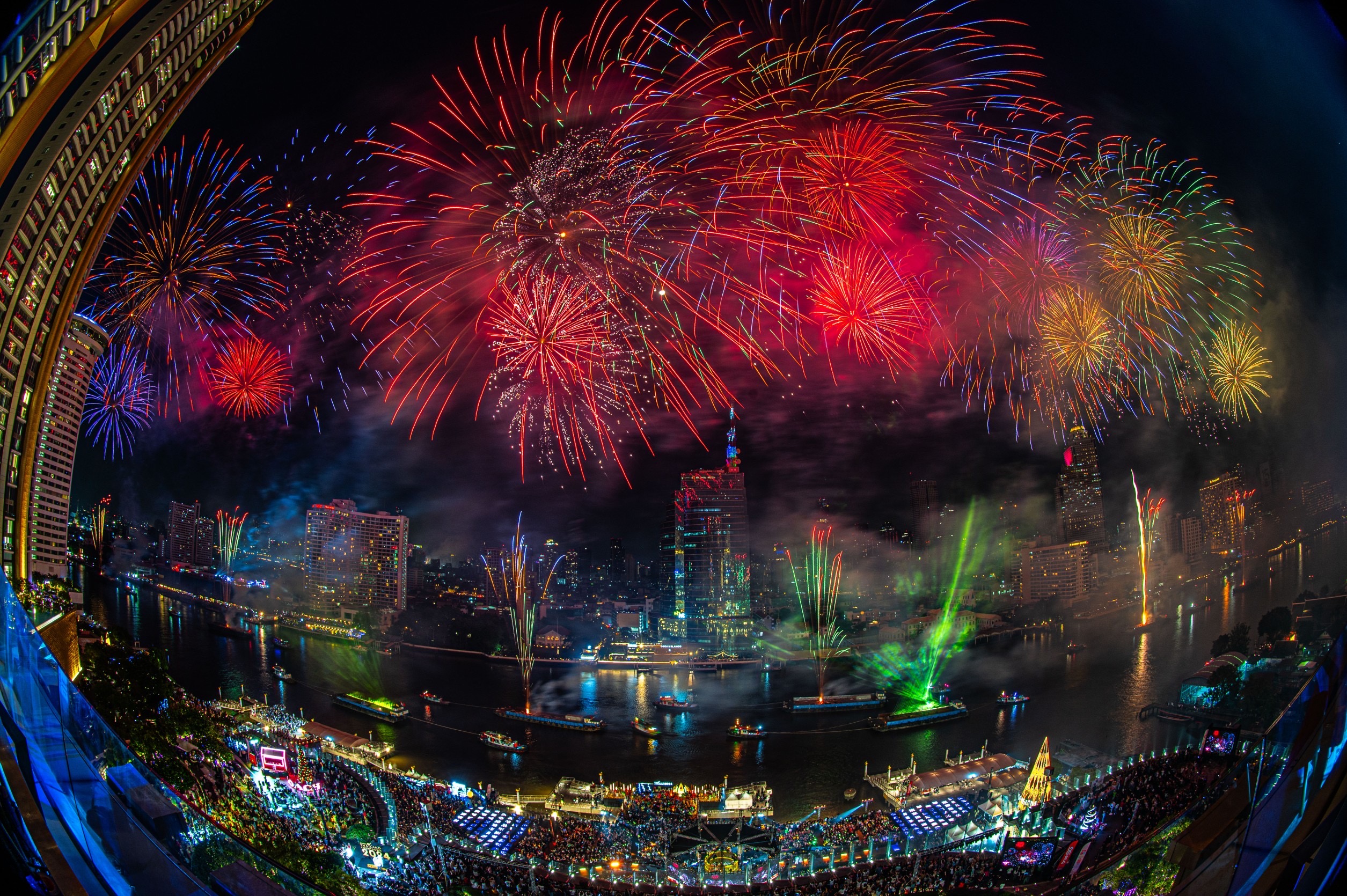 ยิ่งใหญ่สะกดโลก! “Amazing Thailand Countdown 2024 at ICONSIAM” ตอกย้ำแลนด์มาร์กเคานต์ดาวน์ระดับโลกแห่งเดียวในไทย ตระการตากับโชว์ไฮไลต์! ที่สุดการแสดงพลุรักษ์โลก โดรนโชว์ และความบันเทิงสุดอลังการ