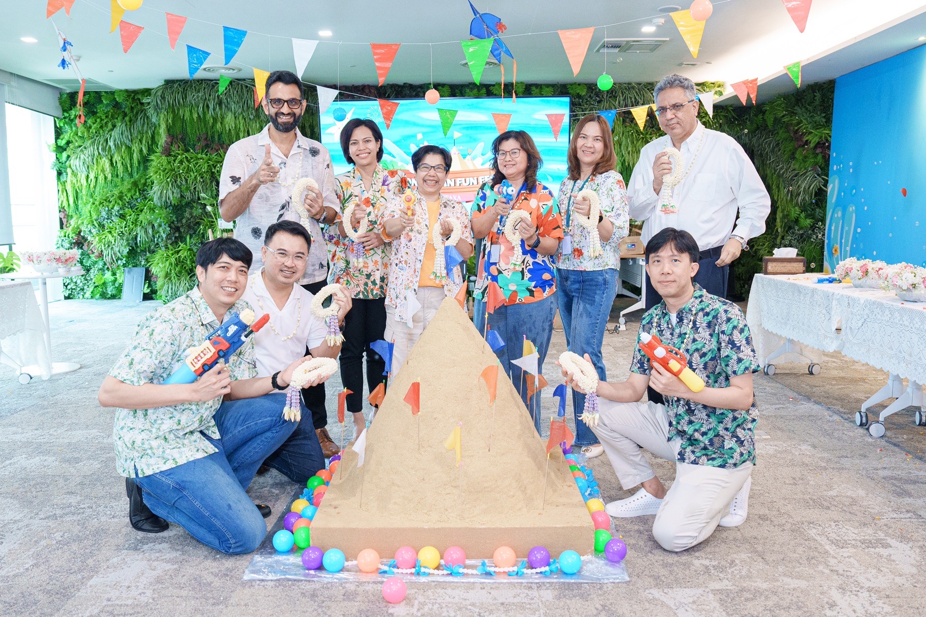กรุงไทย–แอกซ่า ประกันชีวิต สืบสานประเพณีไทย “มนต์เสน่ห์ สงกรานต์สาดสุข” เสริมสิริมงคลต้อนรับปีใหม่ไทย