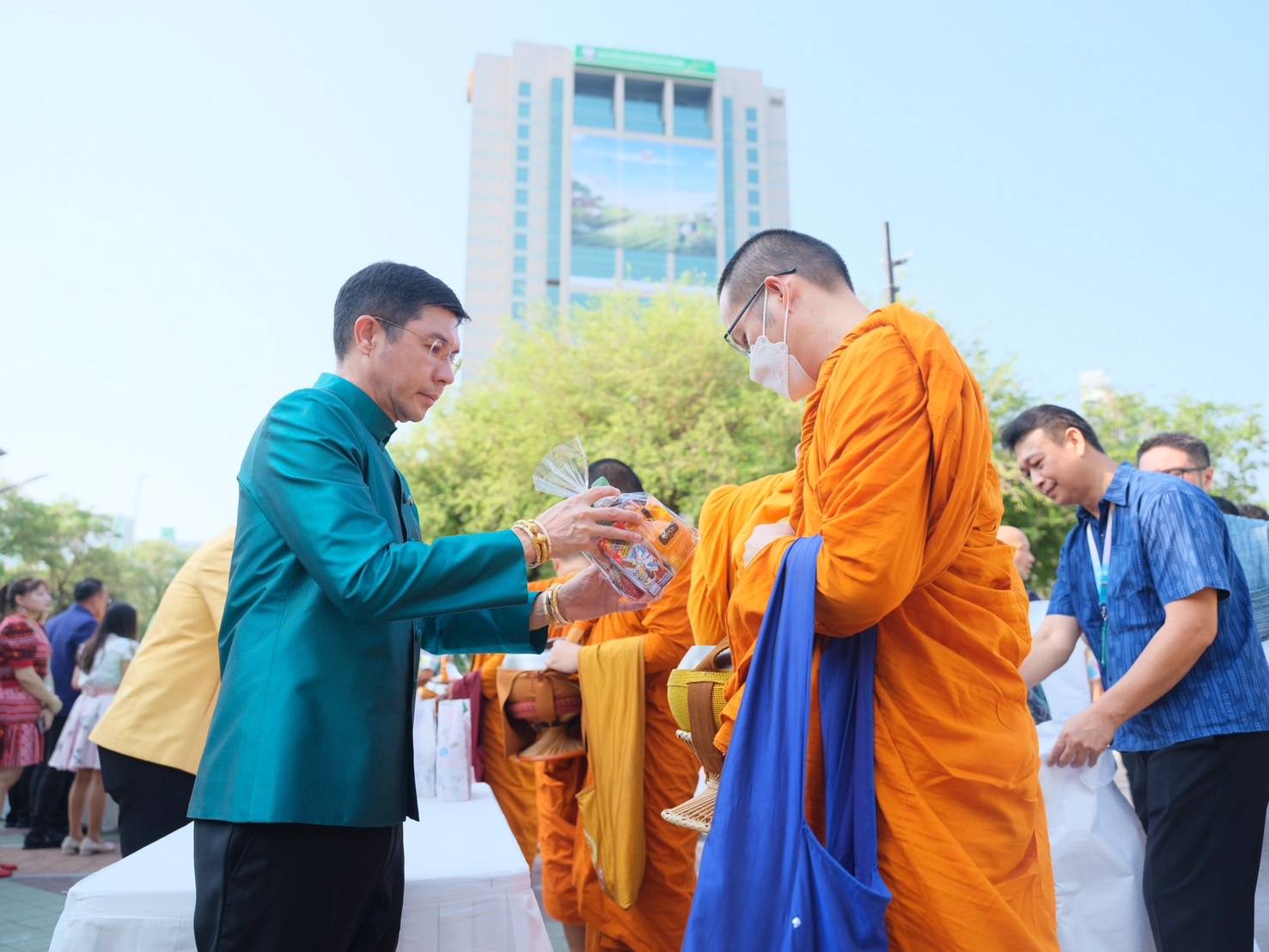 ธ.ก.ส. จัดกิจกรรมสงกรานต์สราญใจ ประจำปี 2567