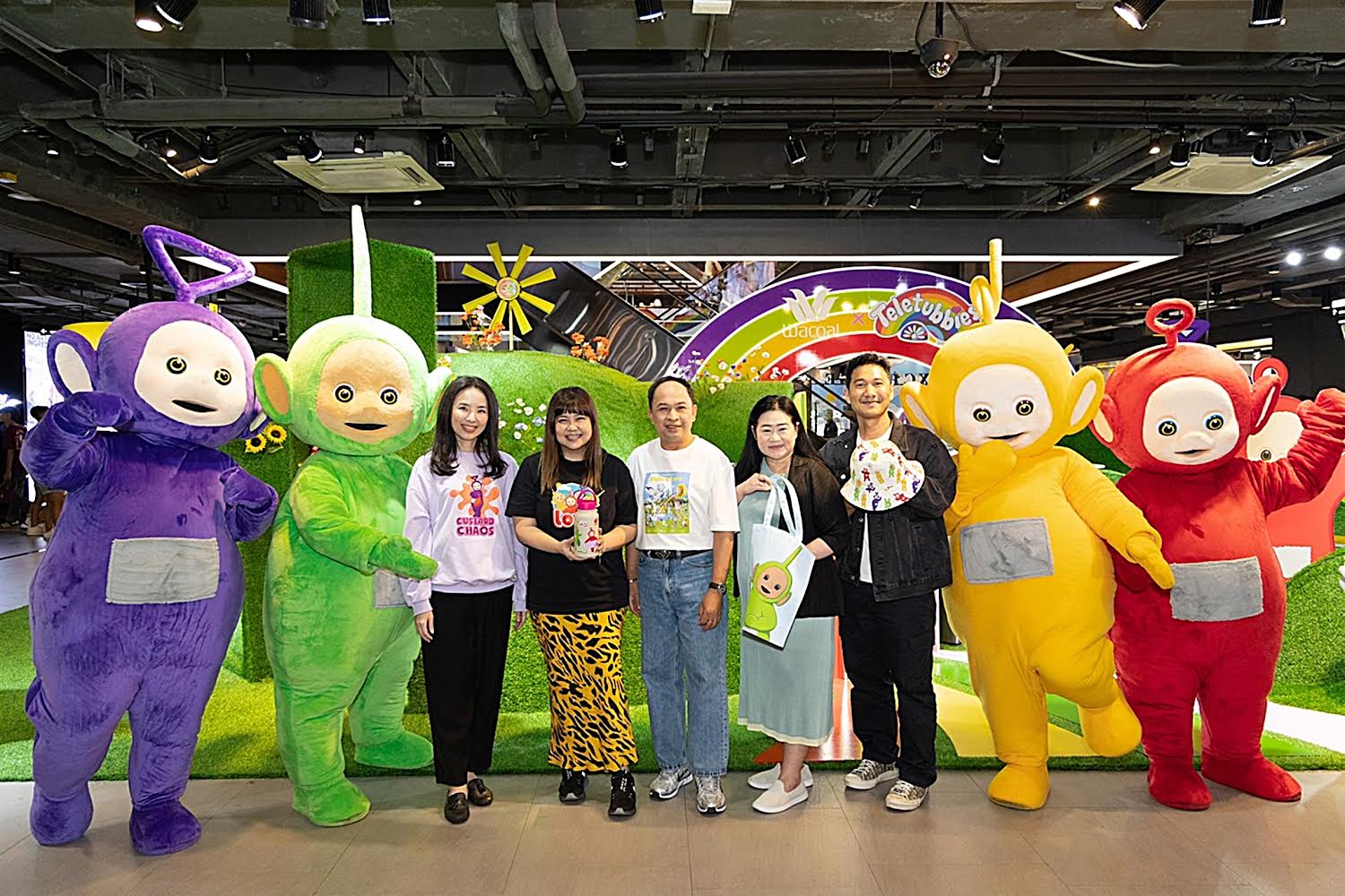 วาโก้ จับมือ สยามเซ็นเตอร์ เปิดตัว Wacoal X Teletubbies Cafe แห่งแรกในประเทศไทย เพื่อร่วมฉลองเทศกาลPride Monthเริ่มวันนี้ถึง 31 กรกฎาคม 2567 บริเวณ IDEA AVENUE 2 ชั้น Gศูนย์การค้าสยามเซ็นเตอร์
