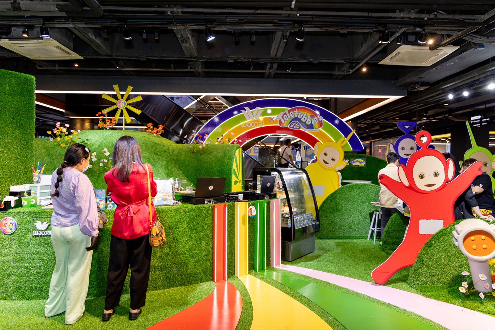 วาโก้ ฉลองเทศกาล Pride Month ชูสีสันแห่งความเท่าเทียม สร้างสรรค์คอลเลคชันสุดพิเศษ พร้อมเปิดตัว Wacoal X Teletubbies Cafe คาเฟ่เทเลทับบีส์แห่งแรกในประเทศไทย