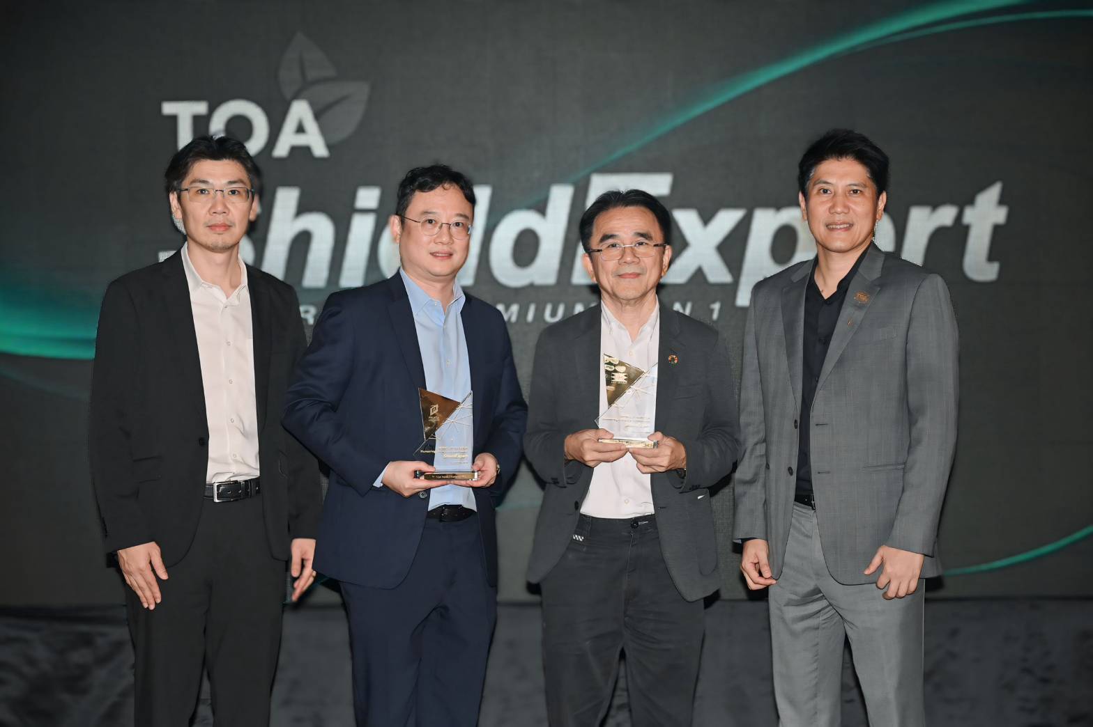 TOA ผนึก Green Partner ร่วมวิจัยพัฒนาและส่งต่อ นวัตกรรมสีรักษ์โลก ‘TOA Shield Expert’ถึงมือผู้บริโภคทั่วประเทศ เพื่อสร้างสังคมคาร์บอนต่ำอย่างยั่งยืน