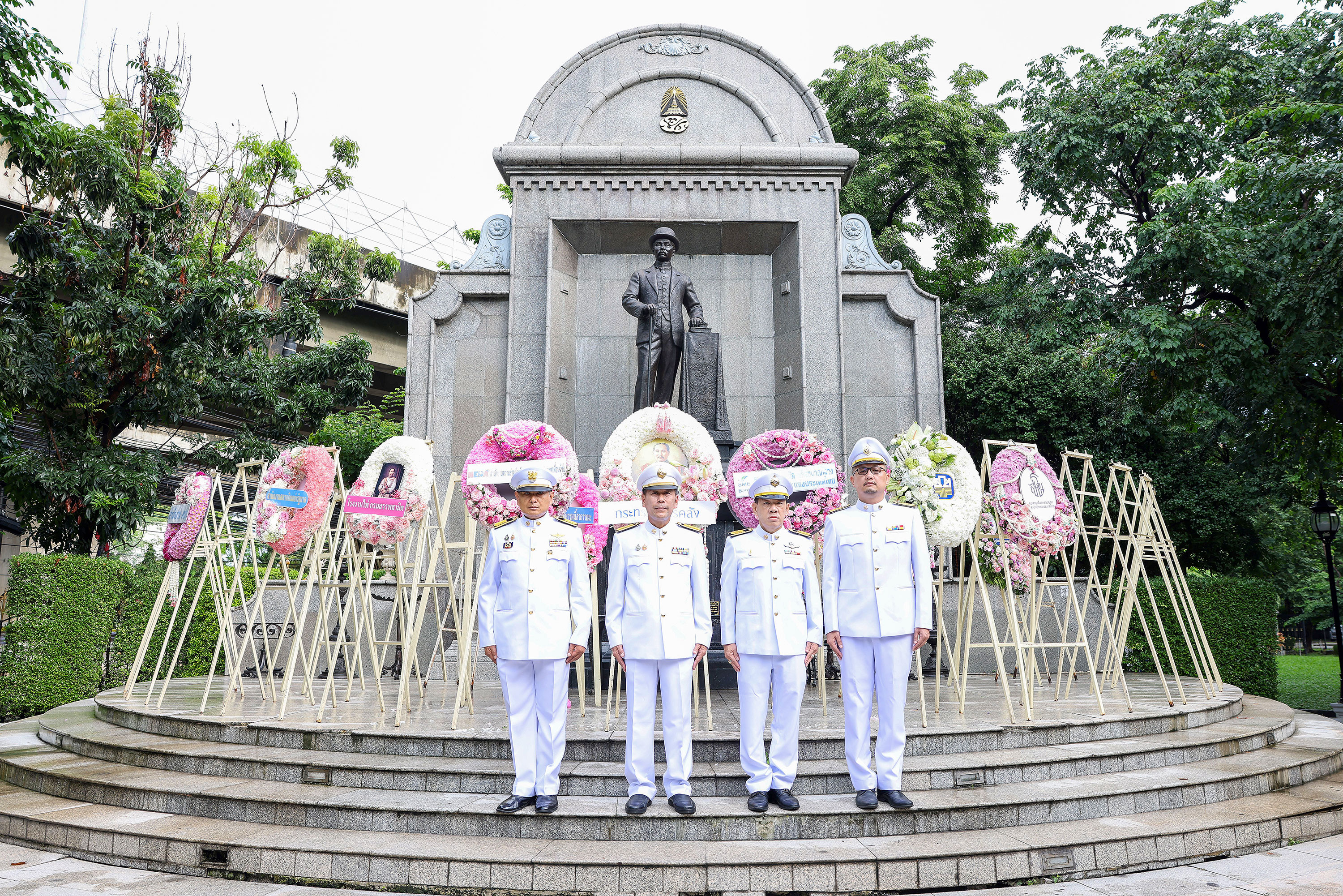 ธพว. ร่วมพิธีวางพวงมาลา “วันปิยมหาราช”
