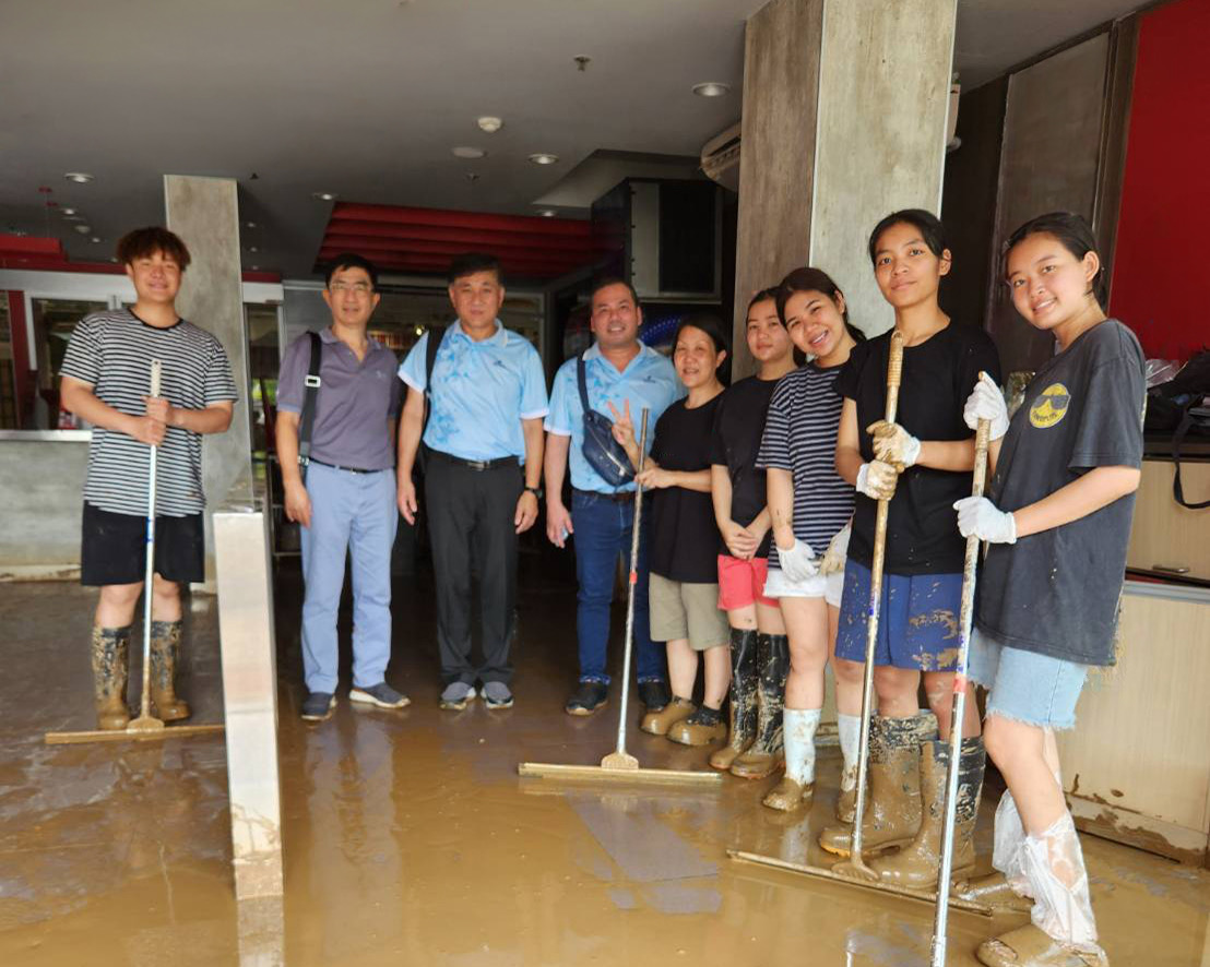 ฟอลคอนประกันภัยลงพื้นที่ จ. เชียงใหม่ เร่งรัดช่วยเหลือพร้อมให้คำแนะนำด้านสินไหมทดแทนสำหรับลูกค้าที่ประสบอุทกภัย