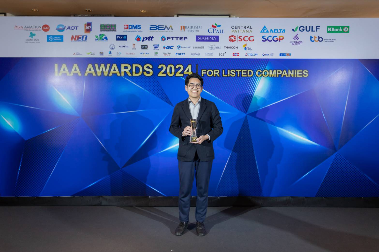 BAM คว้ารางวัล Outstanding IR ในงาน IAA Awards