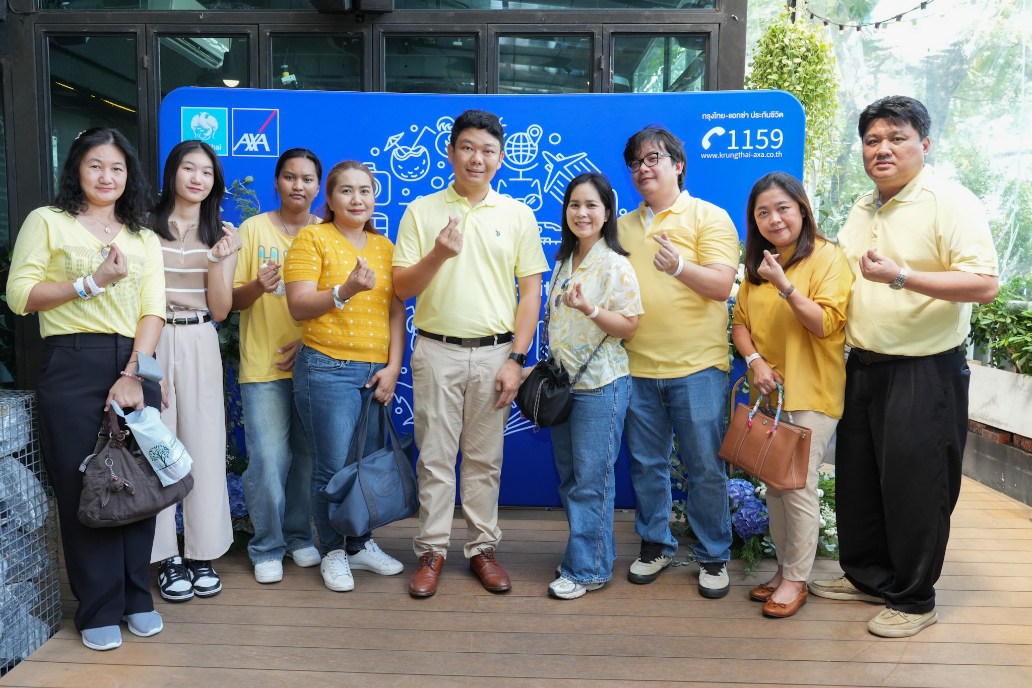 กรุงไทย–แอกซ่า ประกันชีวิต จัดกิจกรรมสุดเอ็กซ์คลูชีพ “การชมริ้วขบวนพยุหยาตราทางชลมารค” เพื่อลูกค้าคนสำคัญ กับสุดยอดประสบการณ์ครั้งหนึ่งในชีวิต 