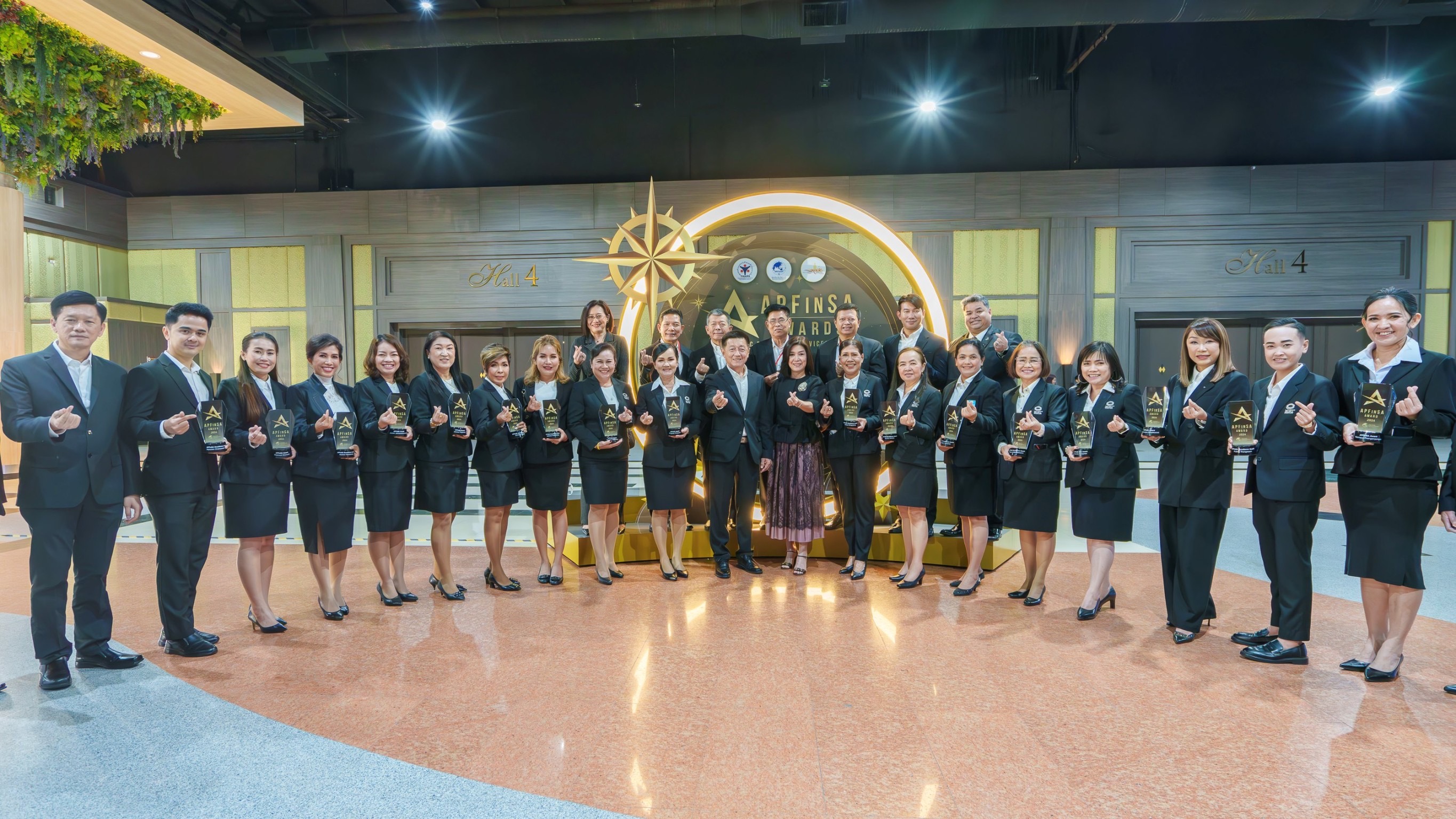 OCEAN LIFE ไทยสมุทร นำทีมที่ปรึกษาประกันชีวิตมืออาชีพรับรางวัล “APFinSA Awards 2024” ตอกย้ำความมั่นใจลูกค้า ยกระดับสู่มาตรฐานเอเชียแปซิฟิก