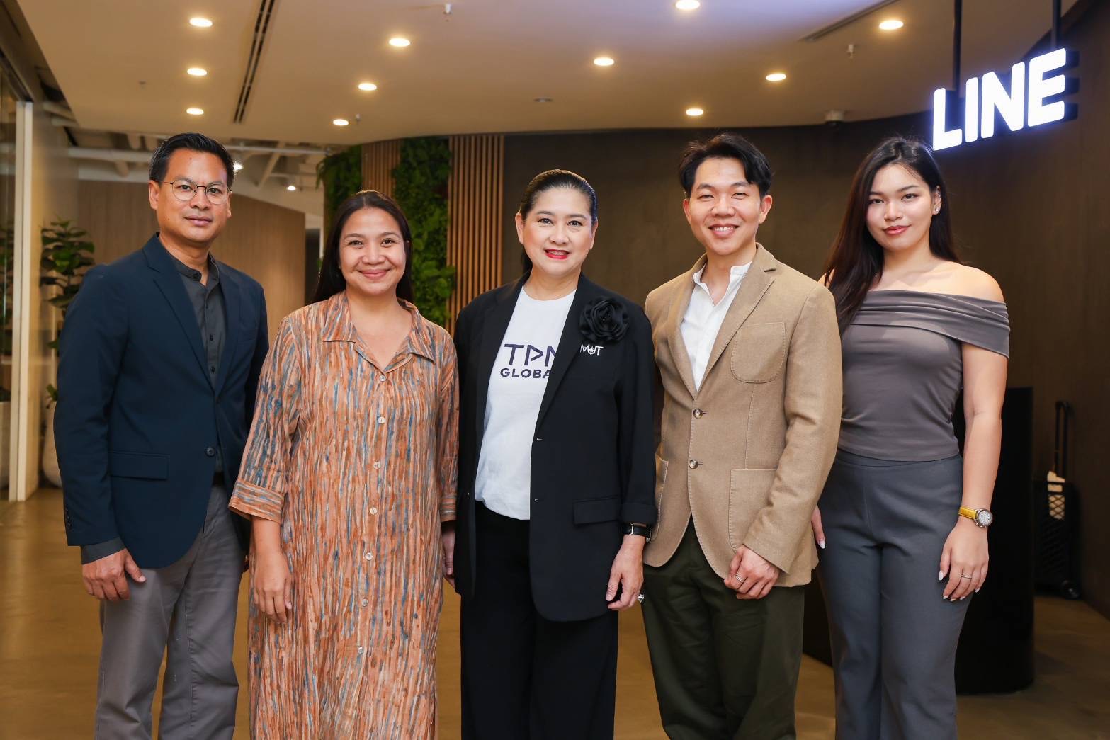 เจาะกลยุทธ์ TPN Global จับมือ LINE ประเทศไทย ยกระดับคอมมูนิตี้คอนเทนต์นางงาม ดันรายการ Road to The Universe เกาะติดโมเมนต์สำคัญ เอาใจด้อมลุ้น “โอปอล-สุชาตา” คว้ามงจักรวาล 