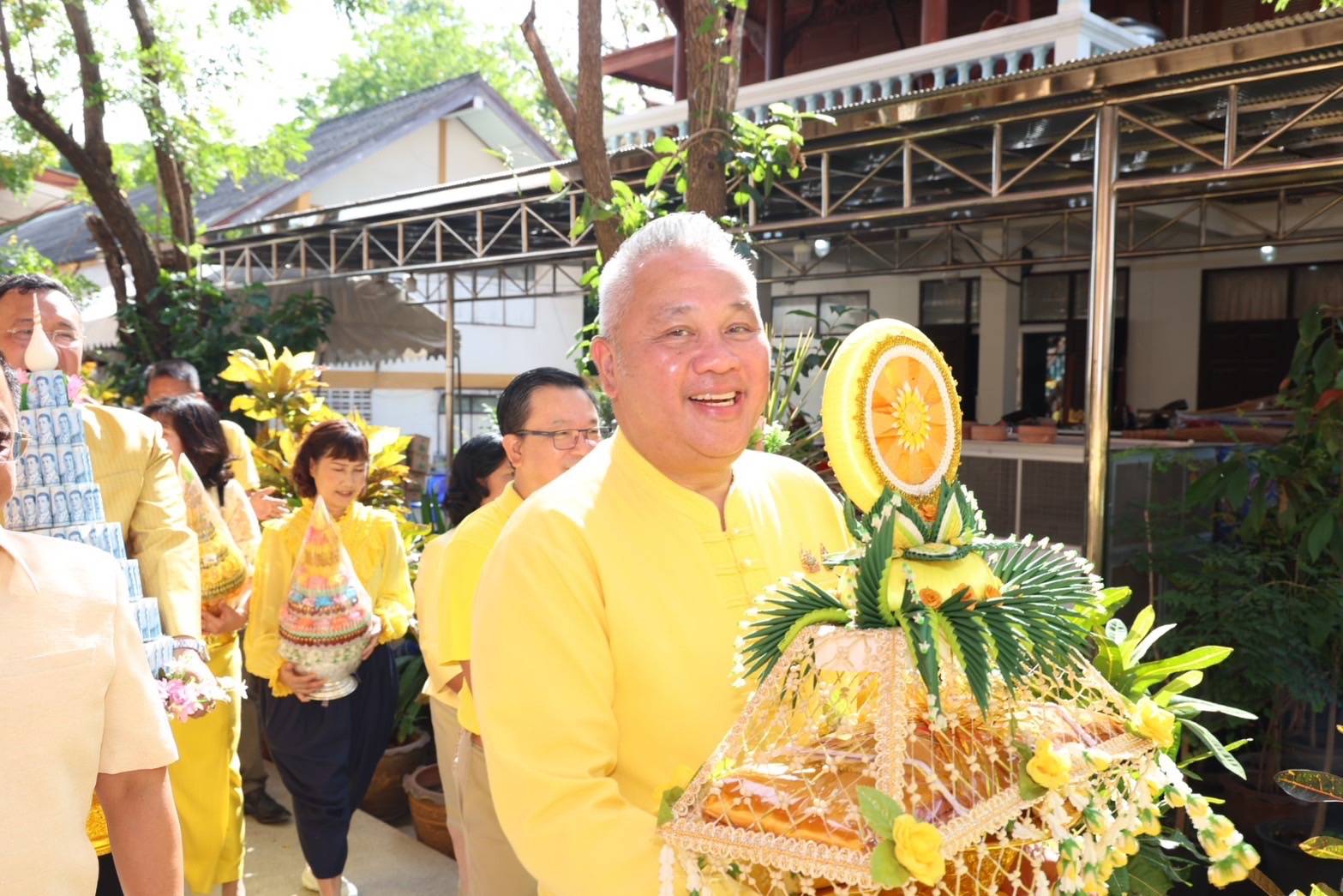 การเคหะแห่งชาติจัดทอดผ้าป่าสามัคคีประจำปี 2567 ณ วัดปากบึง