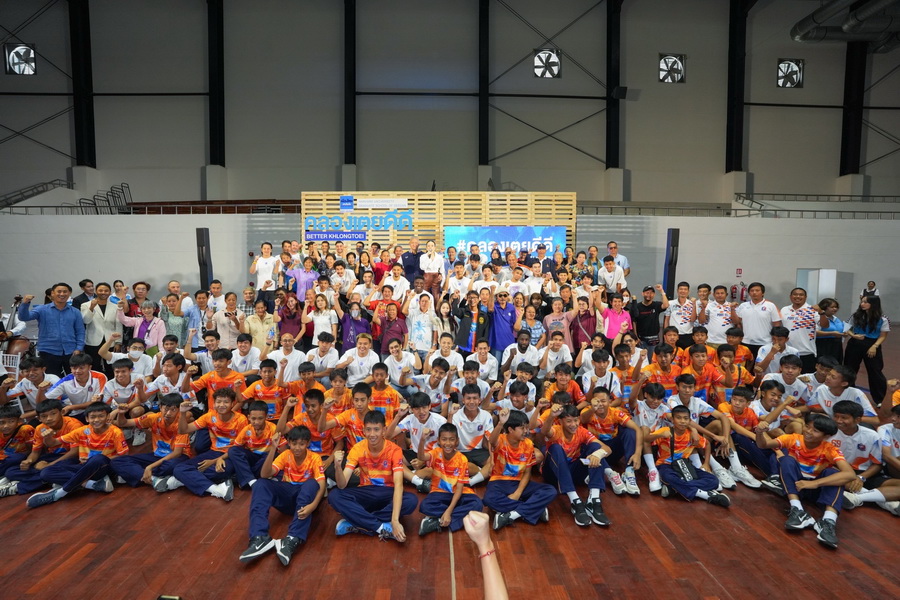 มูลนิธิมาดามแป้ง หนุนการพัฒนาชุมชนแบบยั่งยืนมอบเงินสนับสนุน 49 ชุมชนคลองเตย กรุงเทพฯ