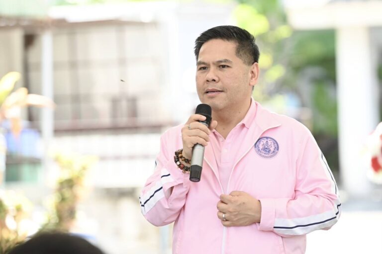 “วราวุธ” ติดตามความคืบหน้าโครงการเคหะชุมชนฯ สุพรรณฯ อู่ยา 1 ชูความสำเร็จของโครงการสินเชื่อเพื่อผู้มีรายได้น้อย พร้อมเดินหน้ายกระดับคุณภาพชีวิตประชาชนอย่างต่อเนื่อง