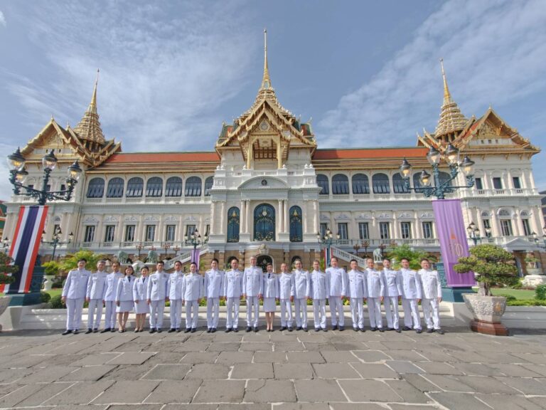 ธพว. ร่วมลงนามถวายพระพร สมเด็จพระนางเจ้าฯ พระบรมราชินี เนื่องในโอกาสวันเฉลิมพระชนมพรรษา 3 มิถุนายน 2568