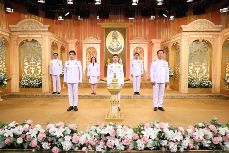 ธ.ก.ส. ร่วมบันทึกเทปโทรทัศน์ถวายพระพรชัยมงคลเนื่องในโอกาสวันเฉลิมพระชนมพรรษาพระบาทสมเด็จพระเจ้าอยู่หัว