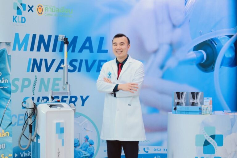 ผ่าวิกฤตกระดูกสันหลังคนไทย ส่องงานสัมมนาใหญ่เจาะลึกภัยเงียบจากยุค ‘ใช้หลังหนัก’ สู่ ‘สังคมก้มหน้า”หมอลักษณ์ฟันธง’ และ ‘แม่วารี ข้าวเหนียวมะม่วง’ ร่วมเผยชีวิตใหม่หลังผ่าตัดส่องกล้อง
