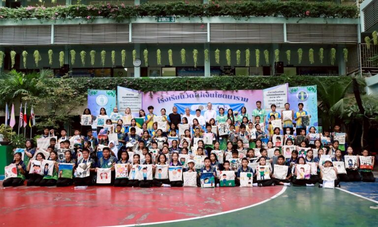 กลุ่ม UNITE Thailand ผนึกพันธมิตร จัดโครงการ “เยาวชนคนกล้าฝัน” สอนภาษาอังกฤษ-ศิลปะ ที่ รร.วัดไผ่เงินฯ เขตบางคอแหลม