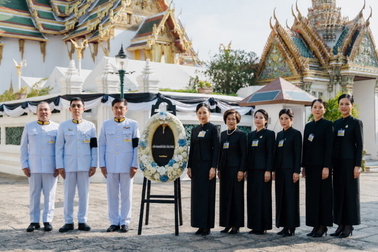 ฟอลคอนประกันภัย ร่วมเป็นเจ้าภาพในการบำเพ็ญกุศล อุทิศถวายพระบรมศพ สมเด็จพระนางเจ้าสิริกิติ์ พระบรมราชินีนาถ พระบรมราชชนนีพันปีหลวง