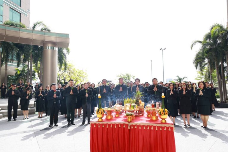 ธ.ก.ส. จัดพิธีบวงสรวงพระอนุสาวรีย์ กรมหลวงชุมพรเขตอุดมศักดิ์เนื่องในวันอาภากร ปี 2569