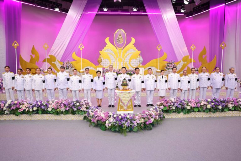 SME D Bank ร่วมคณะกระทรวงอุตสาหกรรม บันทึกเทปถวายพระพรชัยมงคล สมเด็จพระนางเจ้าฯ พระบรมราชินีเนื่องในโอกาสวันเฉลิมพระชนมพรรษา 3 มิถุนายน