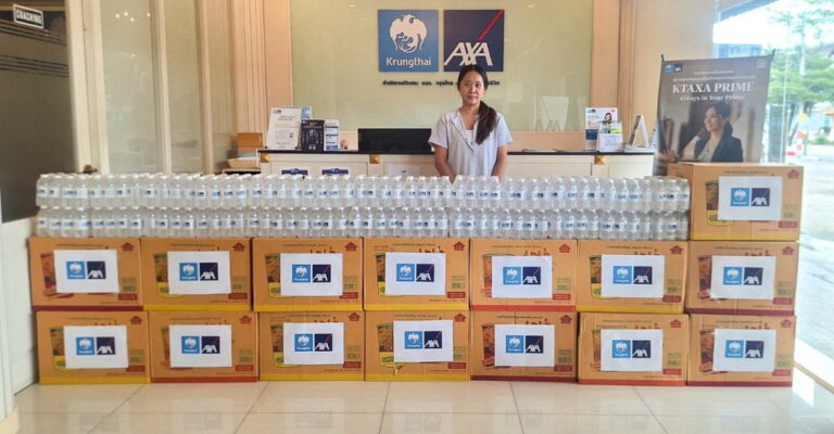 กรุงไทย – แอกซ่า ประกันชีวิต ปันน้ำใจมอบน้ำดื่ม และอาหารแห้ง ช่วยเหลือฝ่ายขายบริษัทฯ ที่ได้รับผลกระทบจากเหตุการณ์อุทกภัยในกรุงเทพมหานคร และปริมณฑล